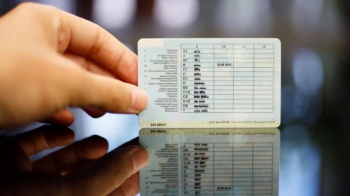 В Україні можуть запровадити жорсткіше покарання за небезпечні порушення ПДР
