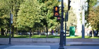 Як не порушити ПДР біля пішохідного переходу: головні правила для водіїв