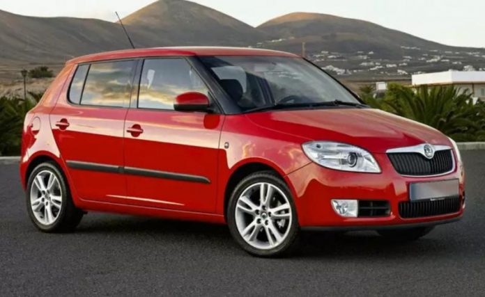 Названо всі переваги і недоліки Skoda Fabia другого покоління