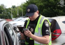 В Україні штрафують за прострочені запаски: що потрібно знати водіям