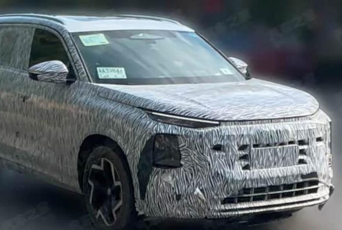 Новий Audi Q6 вперше помітили на шпигунських знімках