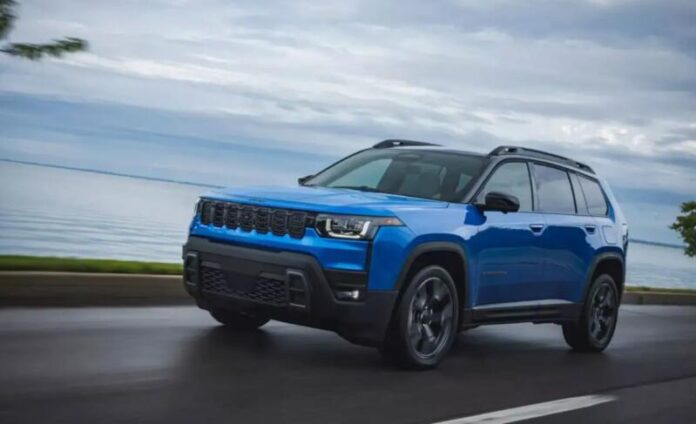 Новий Jeep Cherokee дебютував у США з гібридною установкою на 213 к.с.