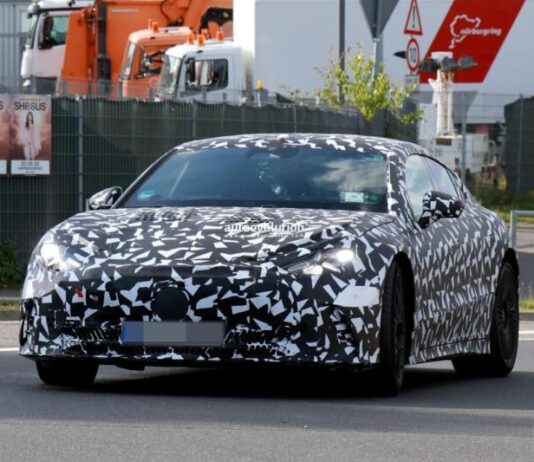 Mercedes тестує на дорогах електричний суперседан GT 4-Door Coupe EV