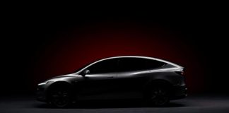 Tesla почала доставку оновленої Model YL 2026 з третім рядом сидінь