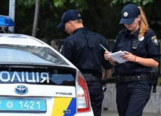 Що загрожує водієві, який не помітив поліцейський сигнал про зупинку
