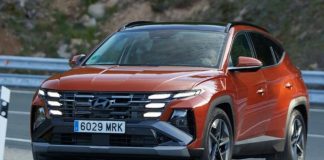 Гібридний Hyundai Tucson виграє у Toyota Corolla Cross завдяки потужності та економії