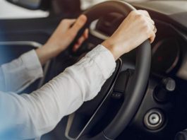 В Україні дозволили законно керувати чужими авто