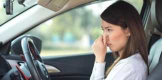 Чому в автомобілі відчувається бензин і як убезпечити себе