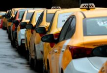 Експерт розповів, як визначити машини, які довго працювали в таксі