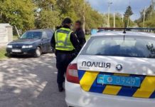 Що робити водієві при зупинці поліцією без законних причин