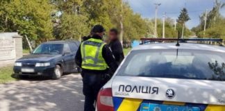 Що робити водієві при зупинці поліцією без законних причин