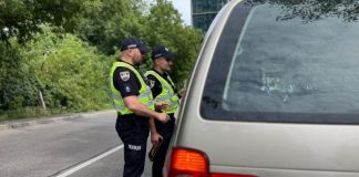 Як поводитися під час зупинки поліцією: поради та законні аргументи