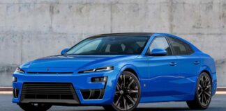 Nissan зробив ставку на бензиновий Skyline замість електричного