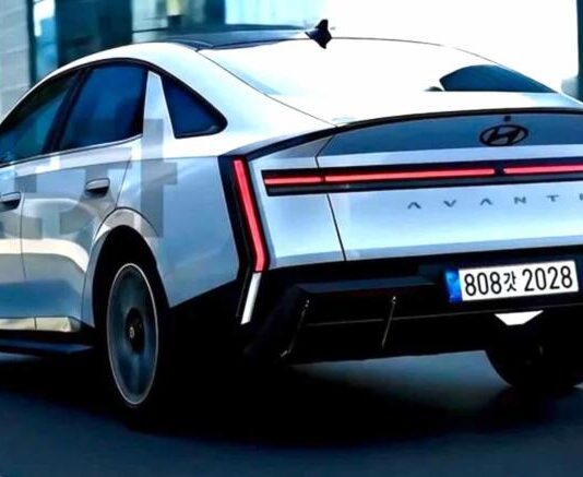Новий Hyundai Elantra хоче нагадувати дизайн Tesla