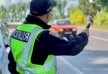 Як правильно поводитися під час зупинки поліцією: поради автоюристів
