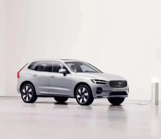 Volvo EX60 отримає передові батареї і вийде у 2026 році