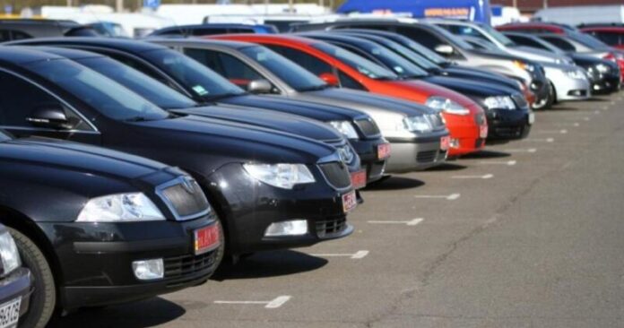 Коли варто продавати авто: головні сигнали для водіїв