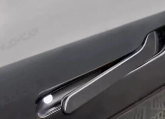 Tesla змінить дверні ручки після скарг на неможливість вибратися з авто
