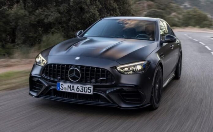 Топ-5 найшвидших автомобілів за версією Autocar India