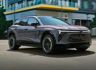 Канада перегляне план з електромобілів через тарифи США