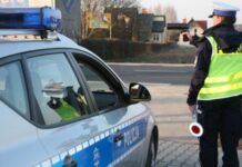 Водії з України ризикують великими штрафами у Польщі після 6 місяців перебування