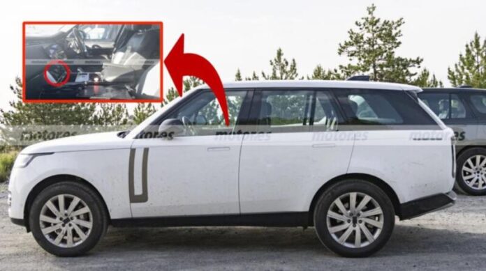Range Rover 2026 показав оновлений інтер’єр та цифрові дисплеї