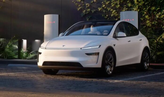 Tesla запустила сервіс MultiPass для заряджання на сторонніх станціях