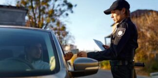 В Україні за незаконну зміну фар водії можуть залишитися без прав