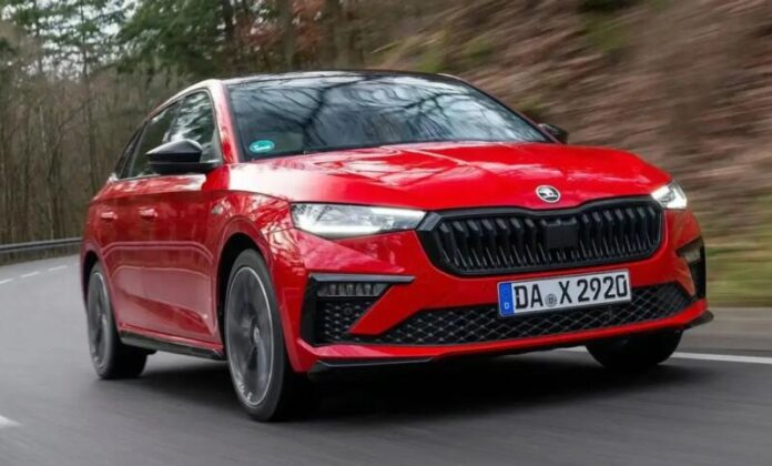 Skoda може прибрати дешеву модель Scala заради електромобілів