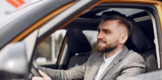 Помилки за кермом, які допускають всі, навіть професіонали