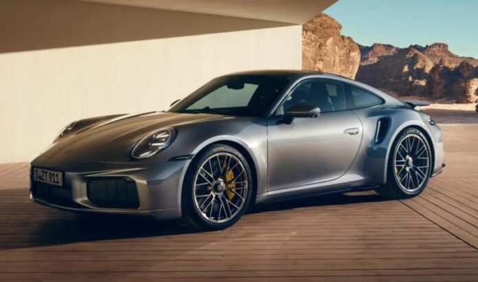 Новий гібридний 911 Turbo S представлено на IAA Mobility у Мюнхені