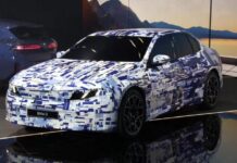 BMW представила закамуфльовану версію нового i3 та анонсувала запуск наступного покоління