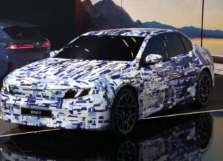 BMW представила закамуфльовану версію нового i3 та анонсувала запуск наступного покоління