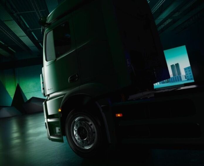 Mercedes-Benz анонсувала нову вантажівку на базі eActros 600