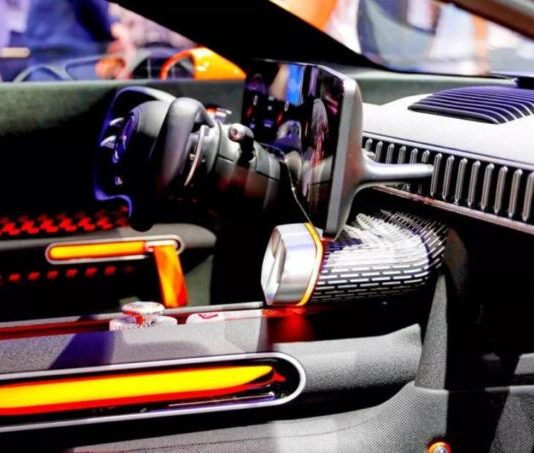 Mercedes-AMG випустить новий кросовер з інноваційними двигунами