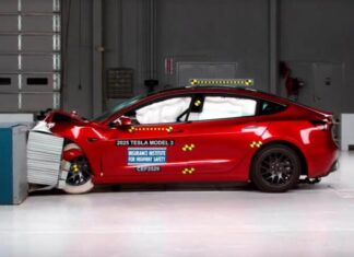 Електромобіль Tesla Model 3 2025 провалив краш-тест IIHS