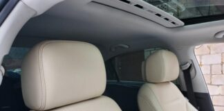 Названо головна функція підголівників, про яку часто забувають водії
