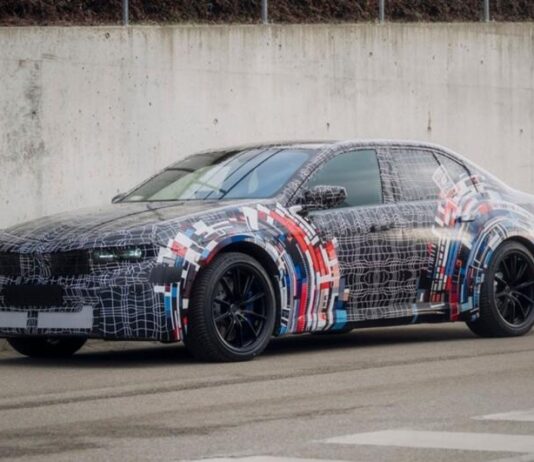 BMW M3 Electric проходить випробування на Нюрбургрингу перед дебютом