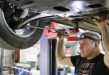 Як не потрапити на шахрайський автосервіс: фрази, що видають обман