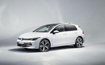 Топ-10 моделей вживаних авто в Україні: від Golf до Tesla