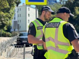 Чи зобов’язаний водій показувати аптечку поліцейському: що говорить закон