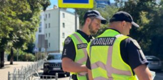 Чи зобов’язаний водій показувати аптечку поліцейському: що говорить закон