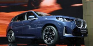 BMW визнала: критика величезних ґрат не вплинула на продаж