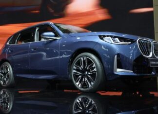 BMW визнала: критика величезних ґрат не вплинула на продаж