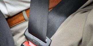 Названо 6 аксесуарів у салоні авто, які небезпечні для життя