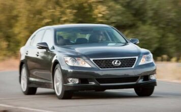 ТОП-10 уживаних седанів Lexus, які зберігають комфорт і цінність