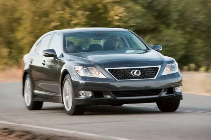 ТОП-10 уживаних седанів Lexus, які зберігають комфорт і цінність