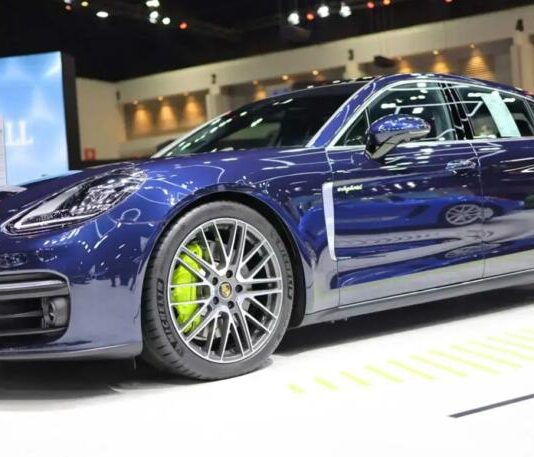Експерти склали 5 найдоступніших автомобілів з двигуном V6