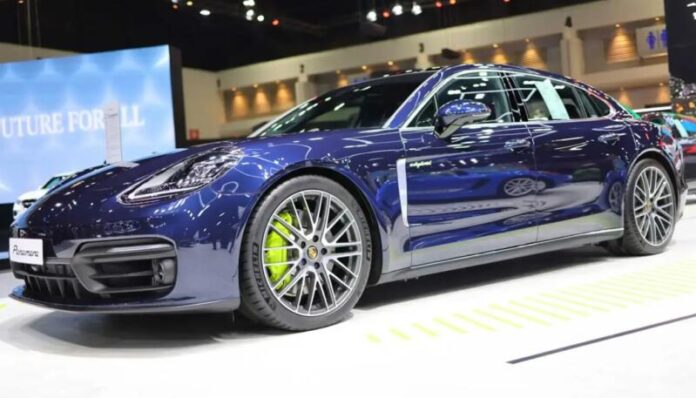 Експерти склали 5 найдоступніших автомобілів з двигуном V6