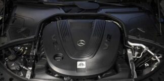 Mercedes-Benz збереже легендарний V12 всупереч Euro 7